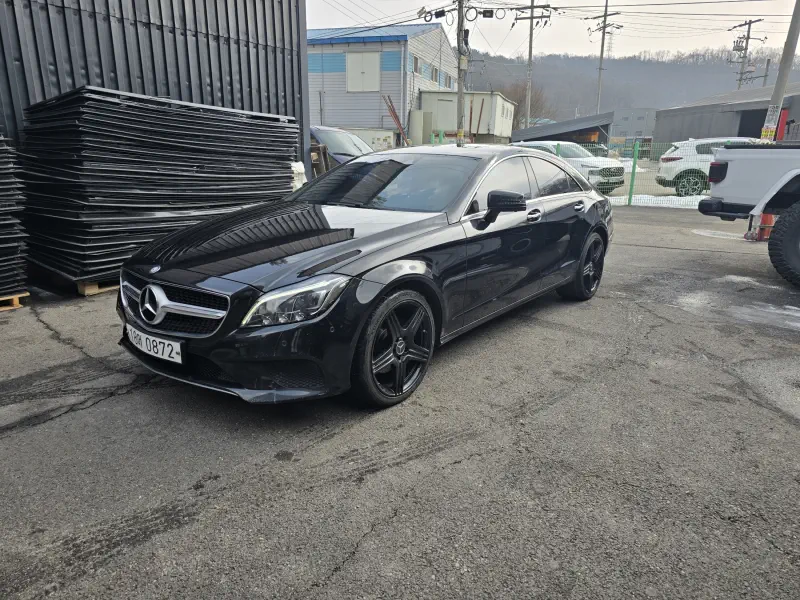 Mercedes-Benz CLS-Class