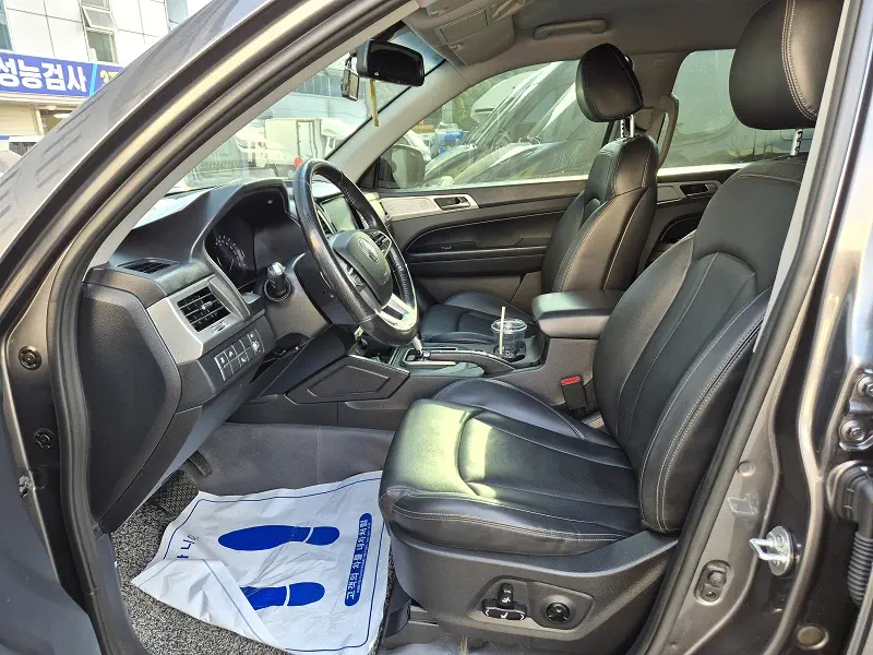 SsangYong Rexton Sports