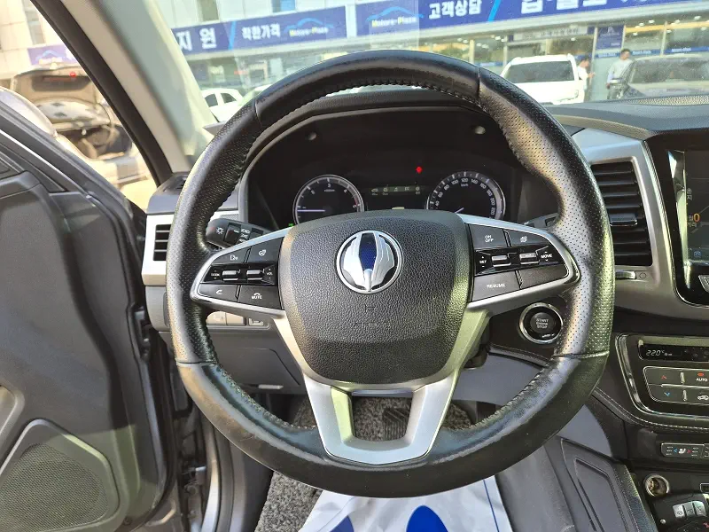 SsangYong Rexton Sports
