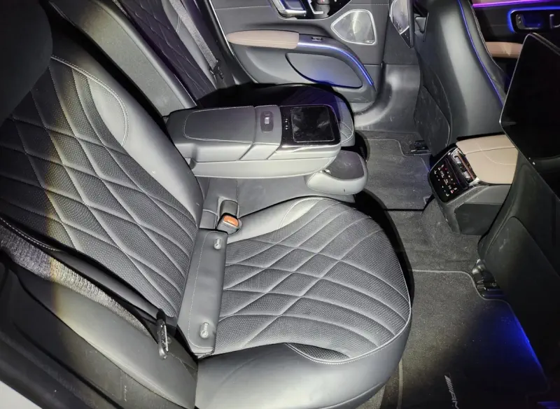 Mercedes-Benz EQS