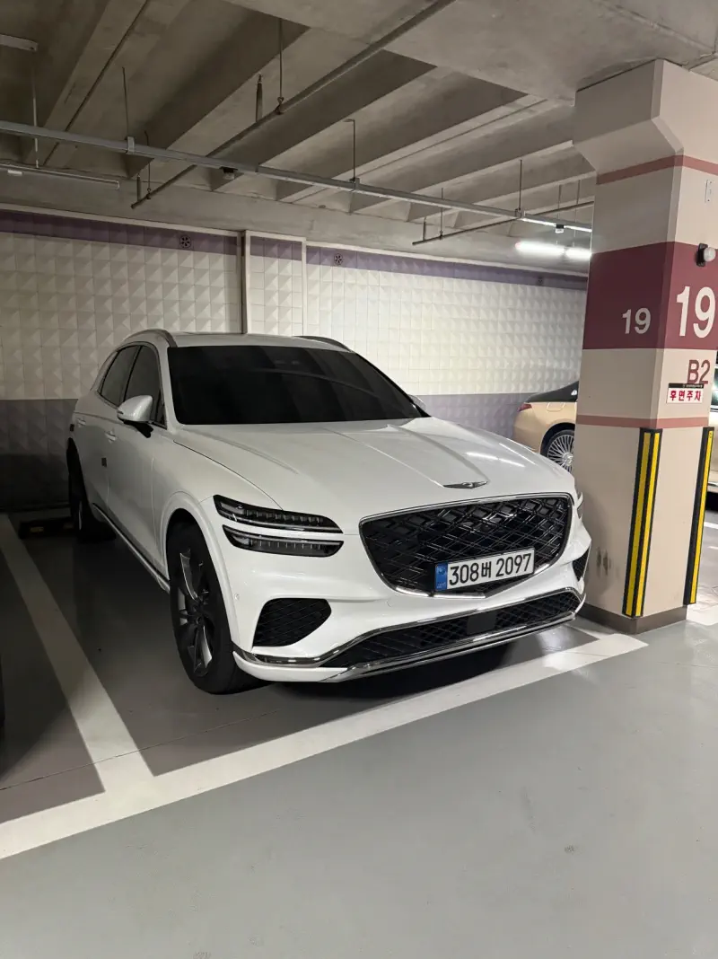 Genesis GV70