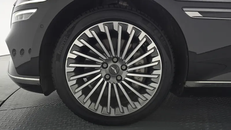 Genesis Electrified G80