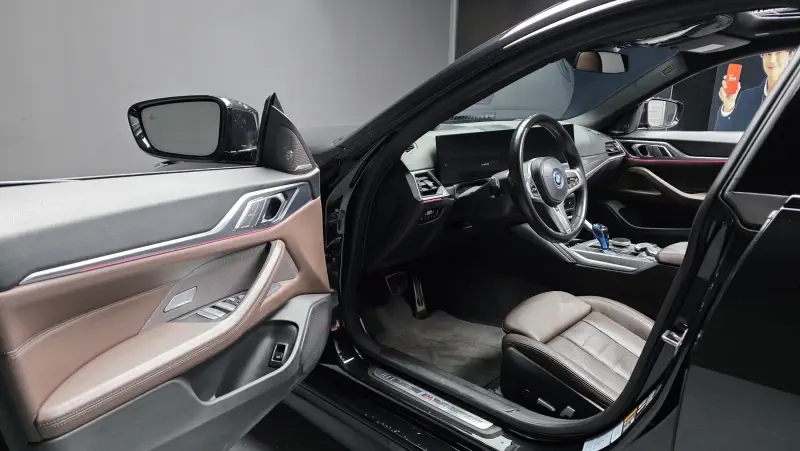 BMW i4