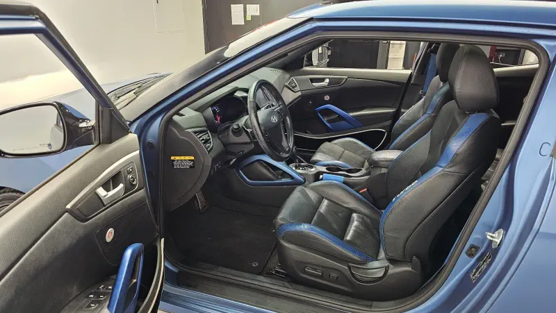 Hyundai Veloster