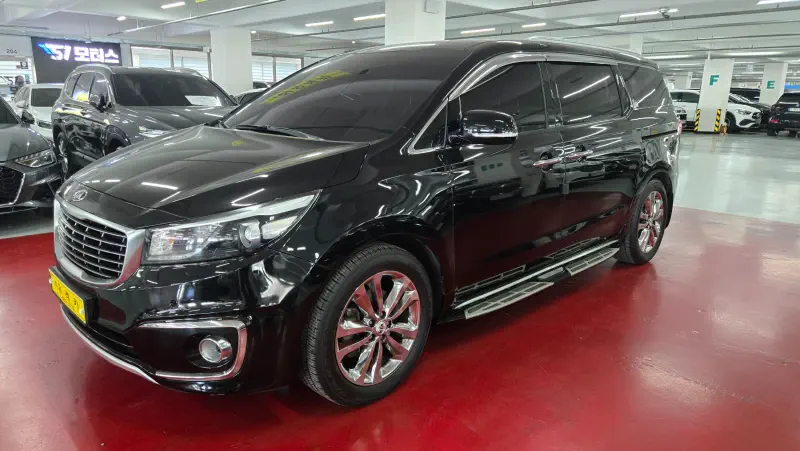 Kia Carnival