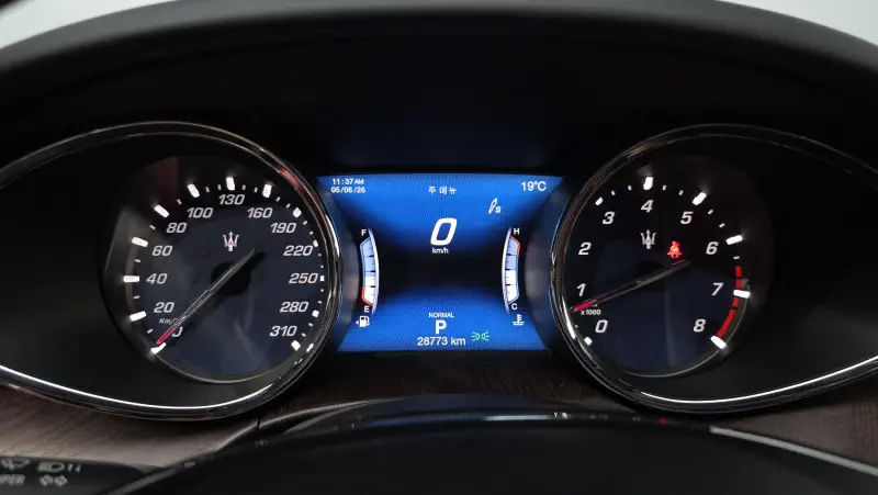 Maserati Quattroporte