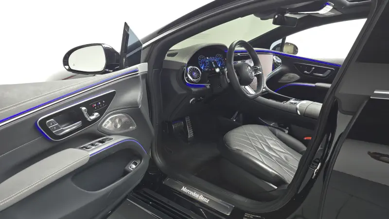 Mercedes-Benz EQS