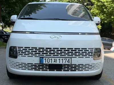 Hyundai Staria
