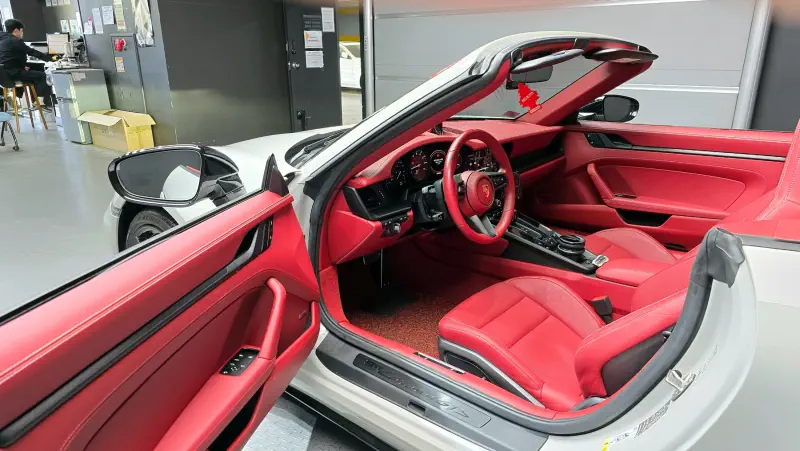 Porsche 911