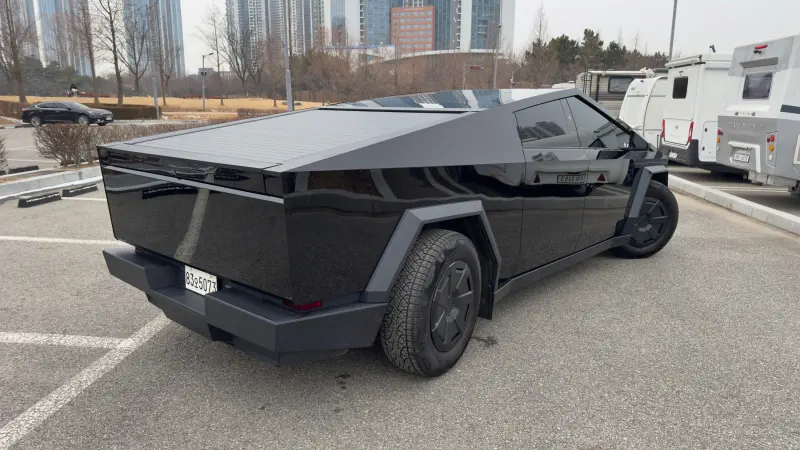 Tesla Cybertruck