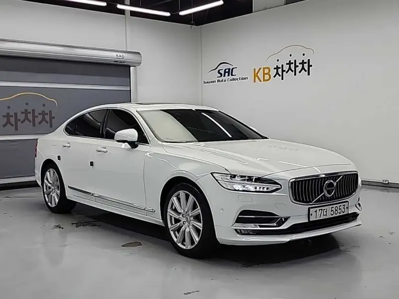 Volvo S90