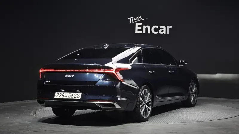Kia K8