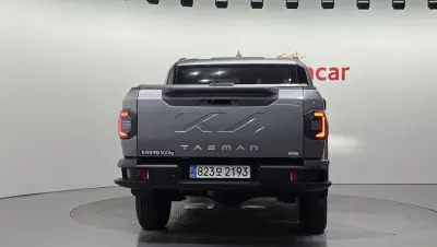 Kia Tasman