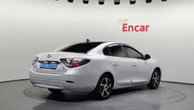 Renault SM3