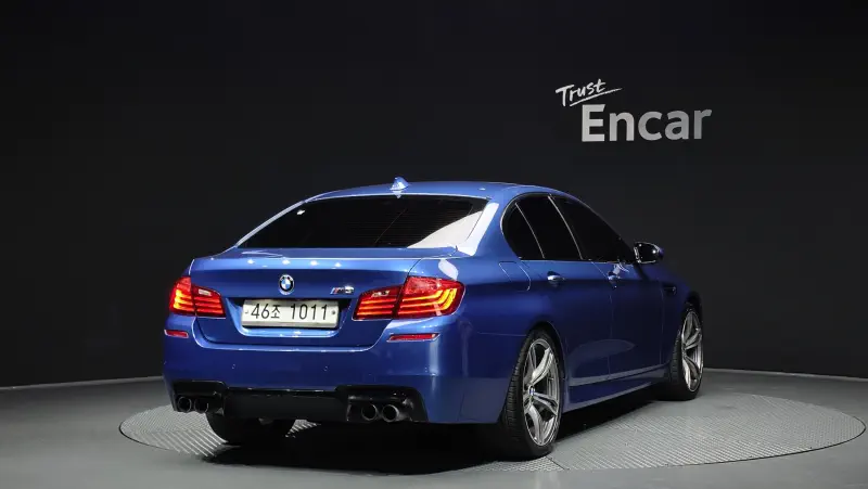 BMW M5