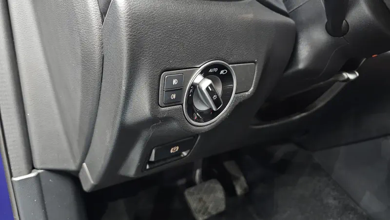Infiniti Q30