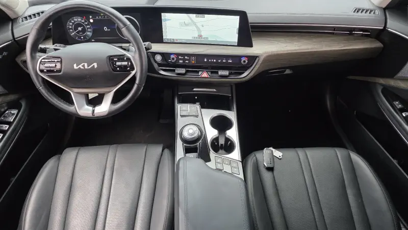 Kia K8