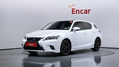 Lexus CT200h