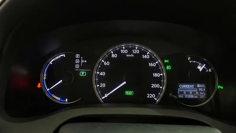 Lexus CT200h
