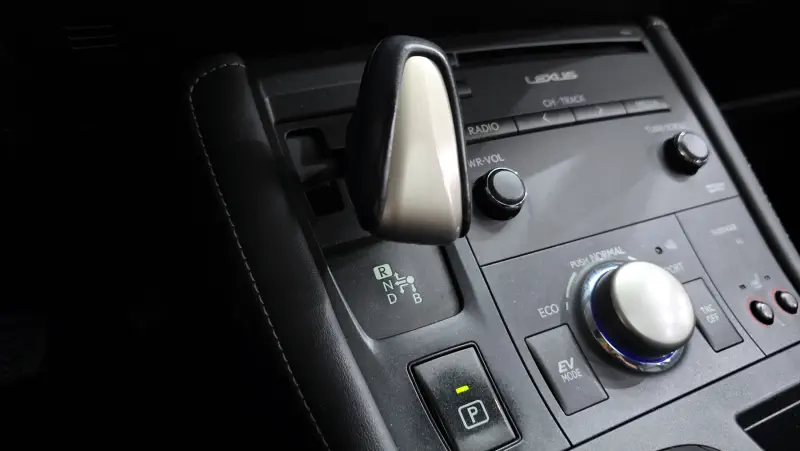 Lexus CT200h