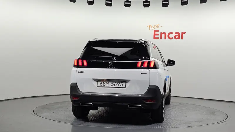 Peugeot 5008