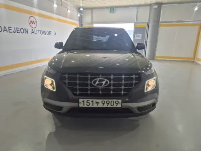 Hyundai Venue