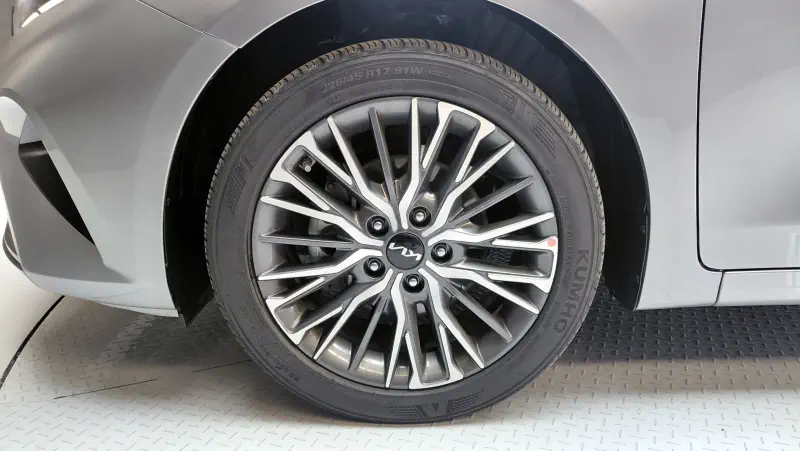 Kia K3