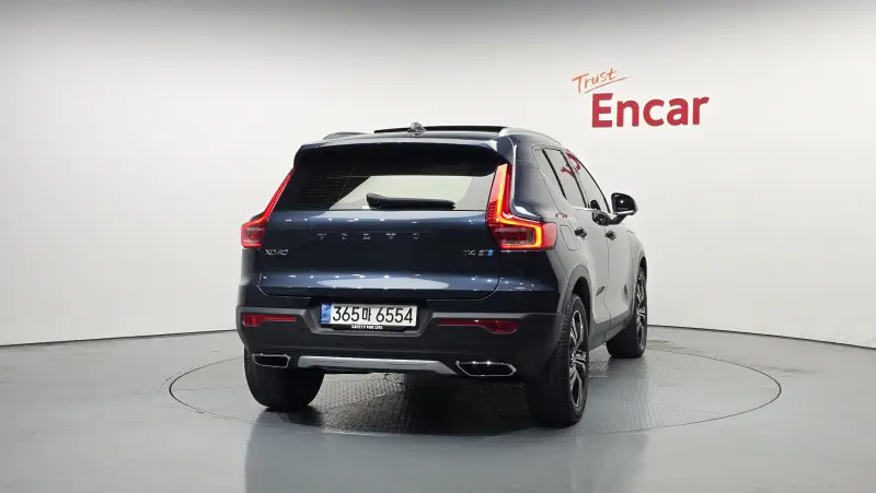 Volvo XC40