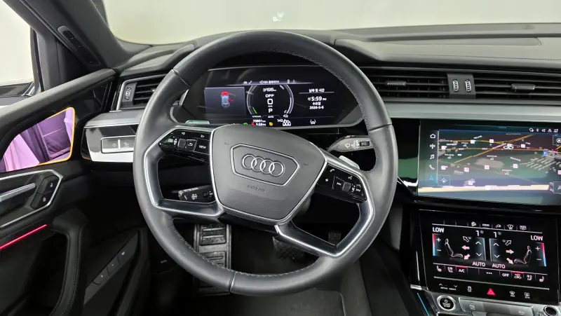 Audi e-tron