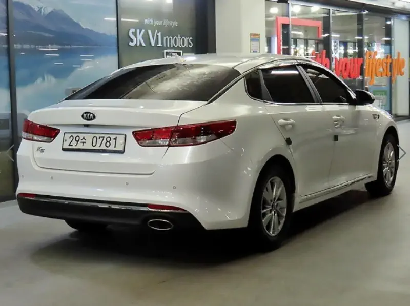 Kia K5