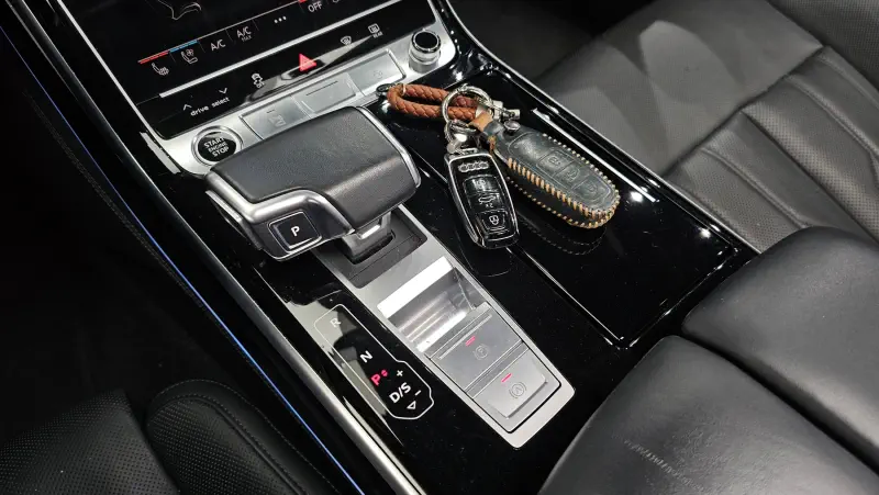Audi A8