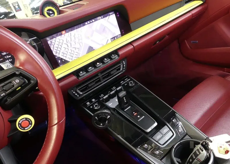 Porsche 911