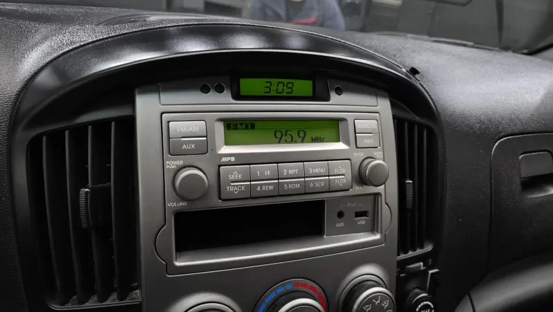 Hyundai Grand Starex