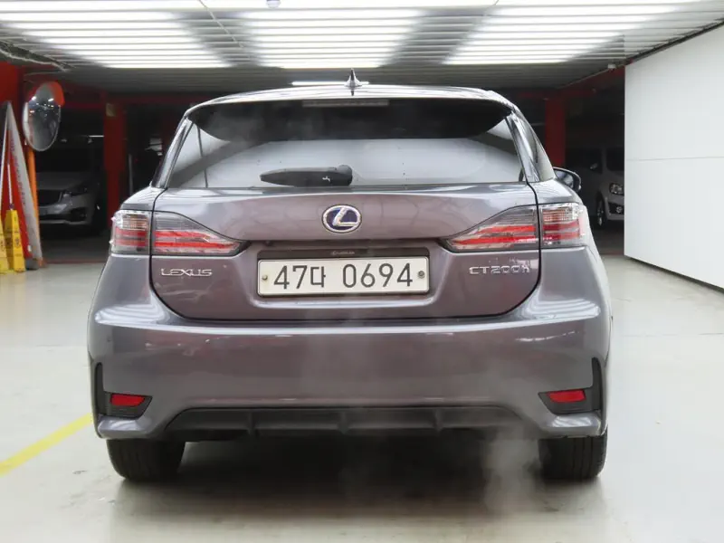 Lexus CT200h