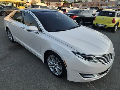 Lincoln Mkz