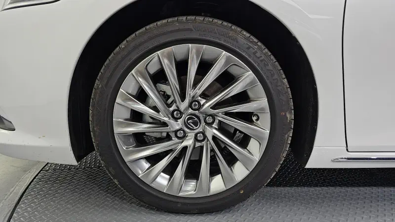 Lexus ES300h
