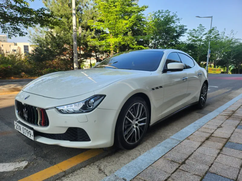 Maserati Ghibli