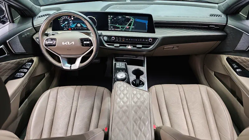 Kia K8