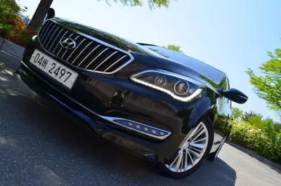 Hyundai Aslan