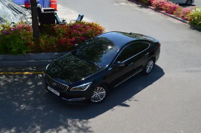 Hyundai Aslan