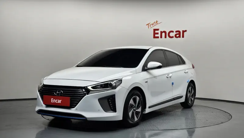 Hyundai Ioniq