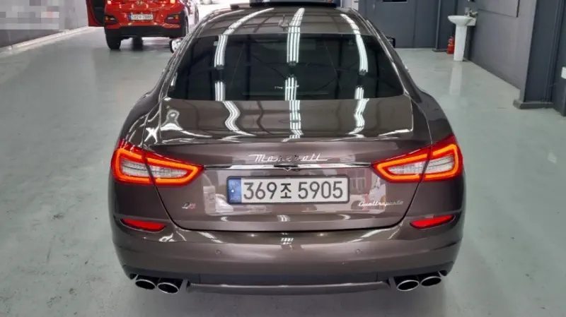 Maserati Quattroporte