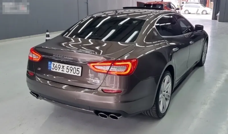 Maserati Quattroporte