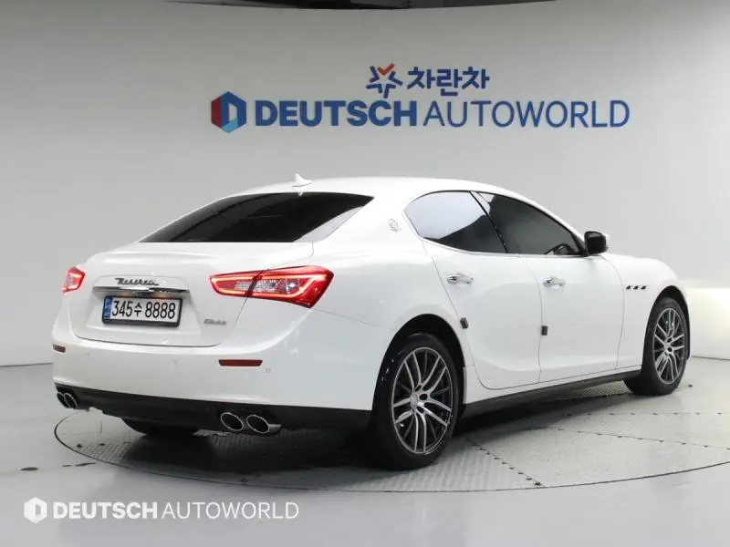 Maserati Ghibli