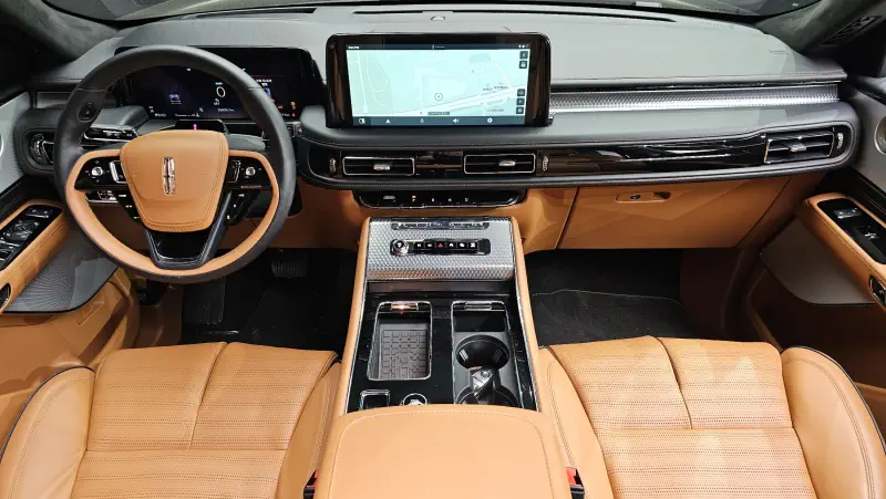 Lincoln Aviator