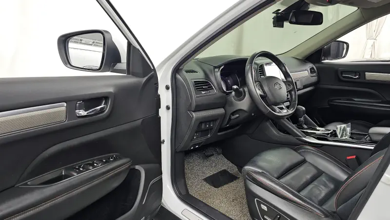 Renault QM6