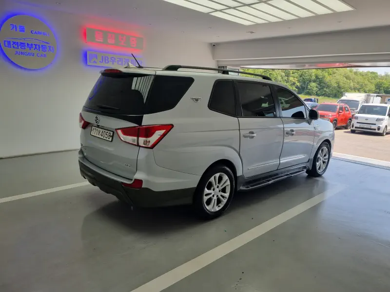 SsangYong Korando Turismo
