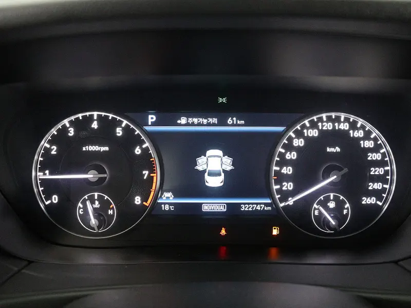 Genesis EQ900