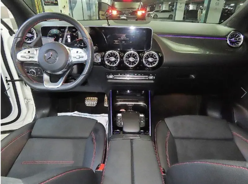 Mercedes-Benz GLA-Class