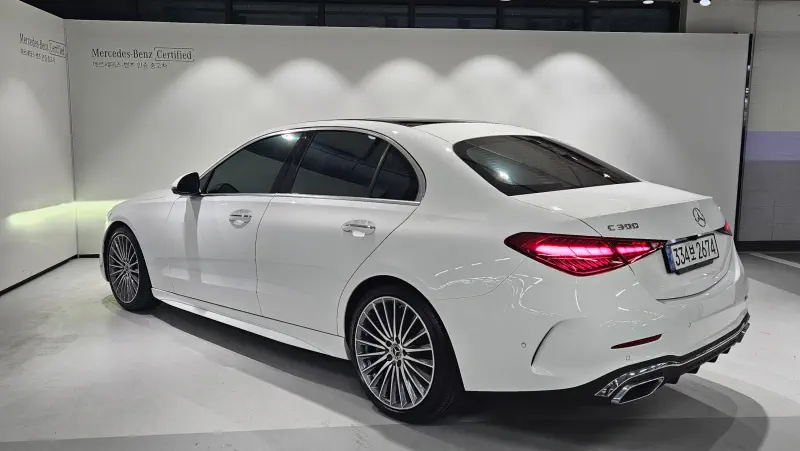 Mercedes-Benz C-Class